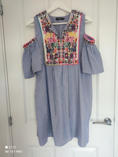 Open shoulder blue and - open,