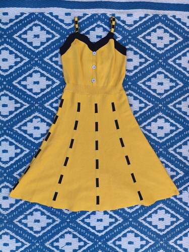 Yellow knitted line mini - yellow,